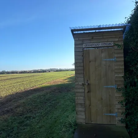 Kamp alanı Pear Tree Hut At Carr House Farm *