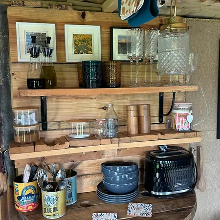 Kemping Pear Tree Hut At Carr House Farm Scarborough