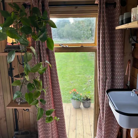 Pear Tree Hut At Carr House Farm Kemping Scarborough