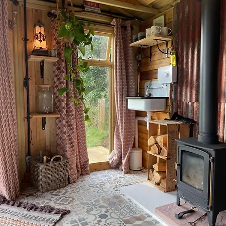 Kemping Pear Tree Hut At Carr House Farm Scarborough